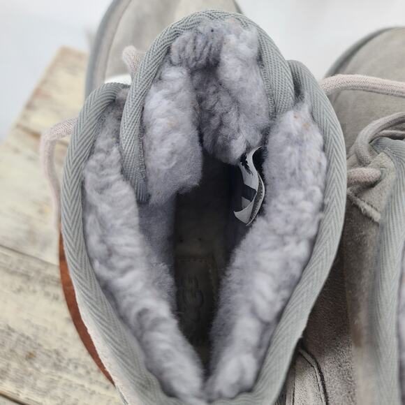 UGG Neumel Chopd chukka Suede boot in  Grey Kids Size 5 - Picture 11 of 14